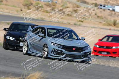 media/Oct-01-2022-Team Topak Racing (Sat) [[f860fb51be]]/2-Inter Low 2/session 2 turn 11/